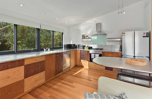 Legana House | Retreat by the River