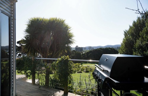 Legana House | Retreat by the River: Views, WiFi & Parking
