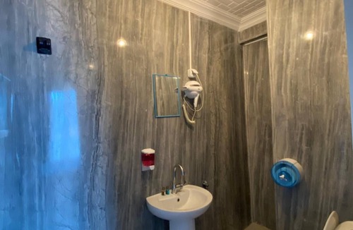 Pendik Cabin | Retro Suites