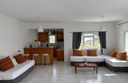 Ornos House | Revel Mykonos 4