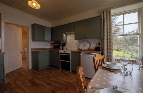 Oban Cottage | RHUNACAIRN, pet friendly, with open fire in Oban