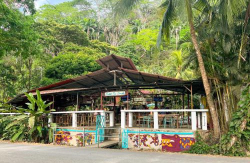 Dominical Hotel | Rio Lindo Hotel