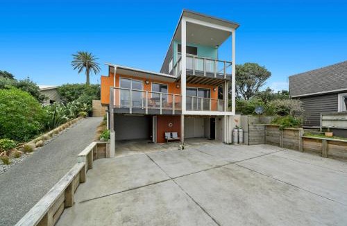Raumati South House | Rippling Waves Lookout - Raumati South Home
