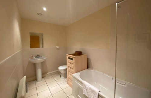 Finnieston Apartment | River Heights
