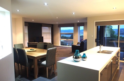 Riverside House | River View House, beautiful river views, free wifi.
