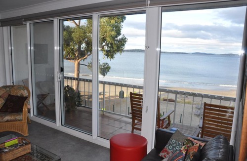 Kingston Beach Apartment | Rivermouth on Kingston Beach