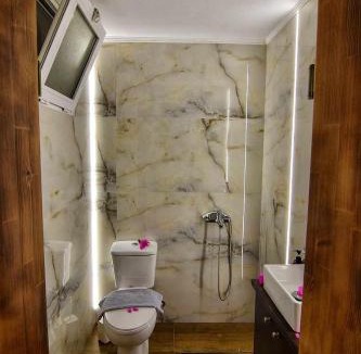 Vathianos Kampos Apartment | Roboboss Garden Rooms