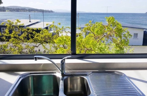Southport House | Rock Lobster, overlooking Southport's stunning beaches