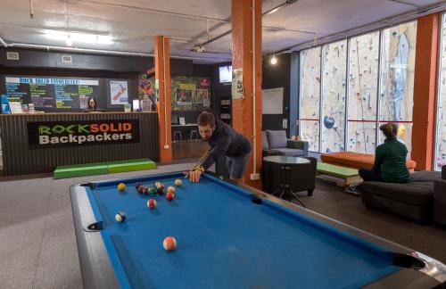 Rotorua Hostel | Rock Solid Backpackers Rotorua