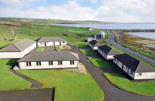 St. Mary's Cottage | Rockworks Chalets No.5 - UK7044