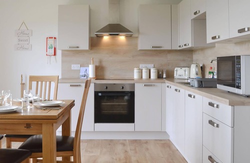 St. Mary's Cottage | Rockworks Chalets No.6 - UK7045