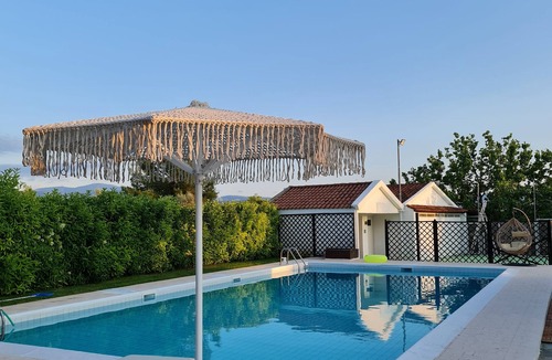 Oropos Villa | Romantic traditional Villa with huge garden, swimming pool, basketball court etc