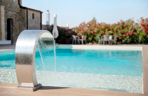 Caccamo Apartment | Room 'Turiddu' at Sikania Agrirelais with Mountain View, Wi-Fi and Air Conditioning