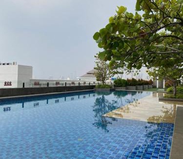 Cikokol Apartment | RoomQu at Apartment Tree Park