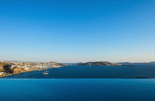 Tourlos House | Rose Studio Two with shared pool and sea view