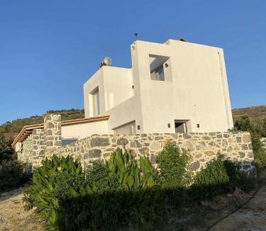 Gortyna Villa | Rouvas Villas