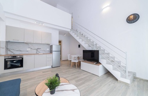 Paralia Ofryniou Villa | Roxani Two - Bedroom Duplex with Garden