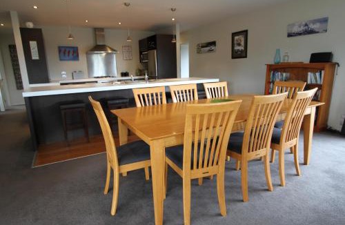 National Park Village House | Ruapehu Retreat - Waimarino