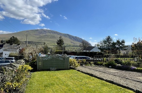 Threlkeld Cottage | Ruby's Cottage - a house that sleeps 4 guests in 2 bedrooms