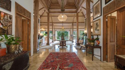 Kutuh Kaja Villa | Rumah Melati Estate by Villa Finder