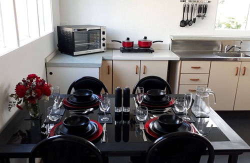 Awanui Cottage | Rural Cottage Minutes From Beaches, Lakes and Town