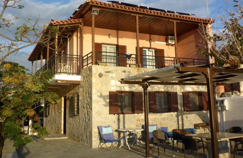Leonidio House | Rural idyll an directly at the sea: holiday house with wifi in Arcadia, Peloponn