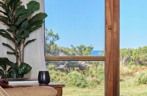 Douglas River House | Rustic by the sea - Freycinet Holiday Houses