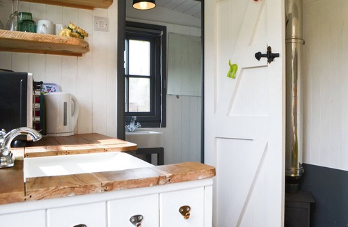 Wigton Cottage | Ryan's Shepherd Hut - UK43565