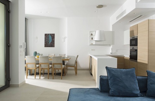 Kato Galatas Villa | S&K Villas