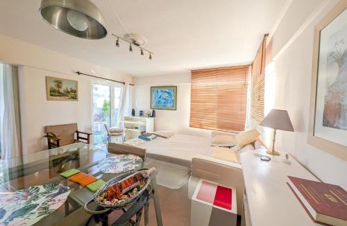 Kerameikos Apartment | Sacred Way rooftop apartment