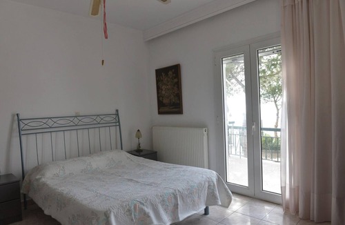 Salamis House | Salamis Beachfront House