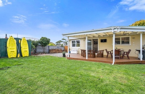 Lauderdale House | 'Salt and Sand" Beach House, 10 min to Airport.