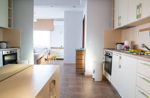Perea Apartment | Salty Breeze Beachfront Apartment-Premium Stay