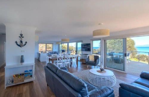 Coles Bay House | Sandbar Beach House
