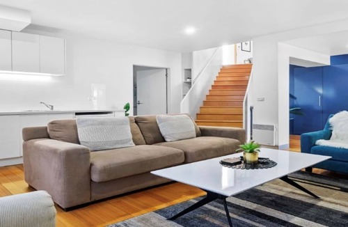 Sandy Bay House | Sandy Bay Splendour - heated pool w/ shoreline access, so close to Hobart's CBD