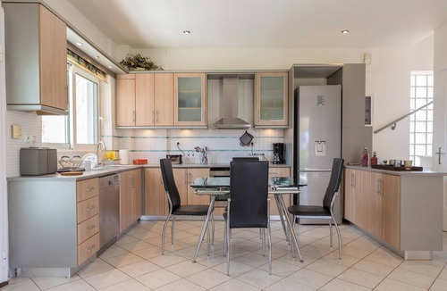 Marathon Apartment | Santa Barbara 2fl Home w. Garden and Intex Pool