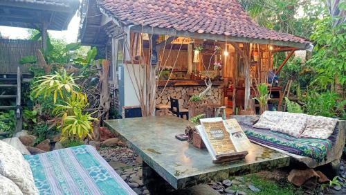 Kaliasem Bed & Breakfast | Santhiku Hotel & SPA