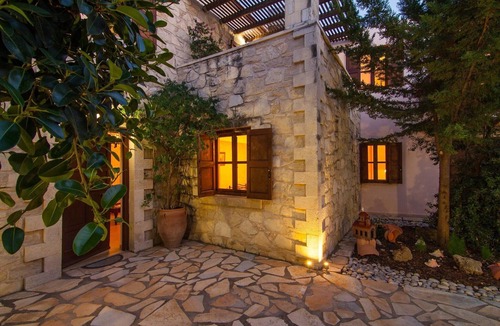 Mylopotamos Villa | Sarris Villa