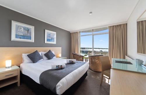 Scamander Hotel | Scamander Beach Resort