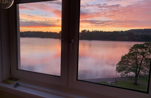 Linlithgow Apartment | Scandi Style Apartment with Stunning Views