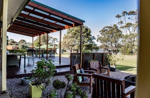 St Helens House | Sea Eagle Escape on Moulting Bay