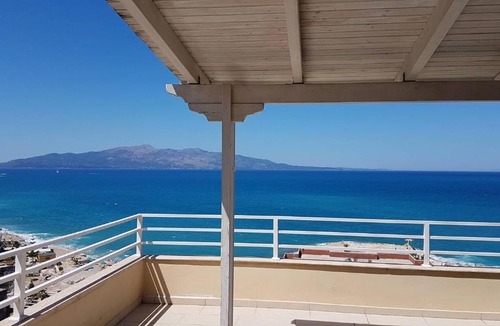 Sarande Apartment | Sea Front Penthouse