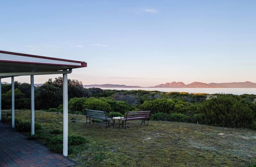 Dolphin Sands Apartment | Sea La Vie ~ Right on the Beach