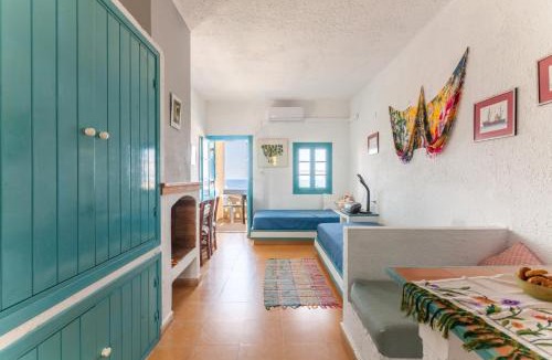 Sissi Apartment | Sea view Cycladic Style House Steps to Sea