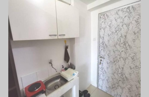 Pluit Apartment | Sea View Studio With 2 Beds Fast Wifi and Mall