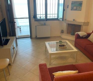 Loutsa House | Seafront lovely house - Kat's rentals