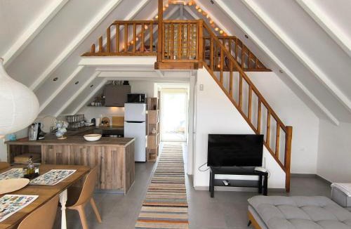 Schinias House | Seaside Glow