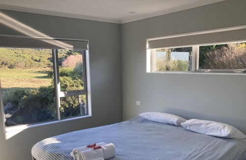 Kaka Point House | Seaside Holiday House, 30m from the beach.