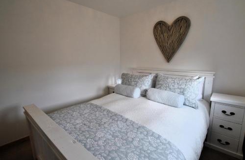 Cellardyke Apartment | Seaside Nook- stylish stay by the sea