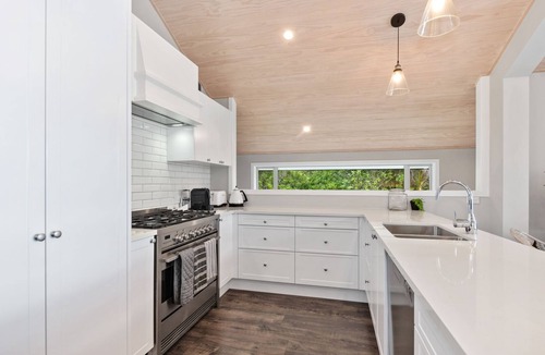 Kerikeri House | Seaside Serenity - Kerikeri Holiday Home